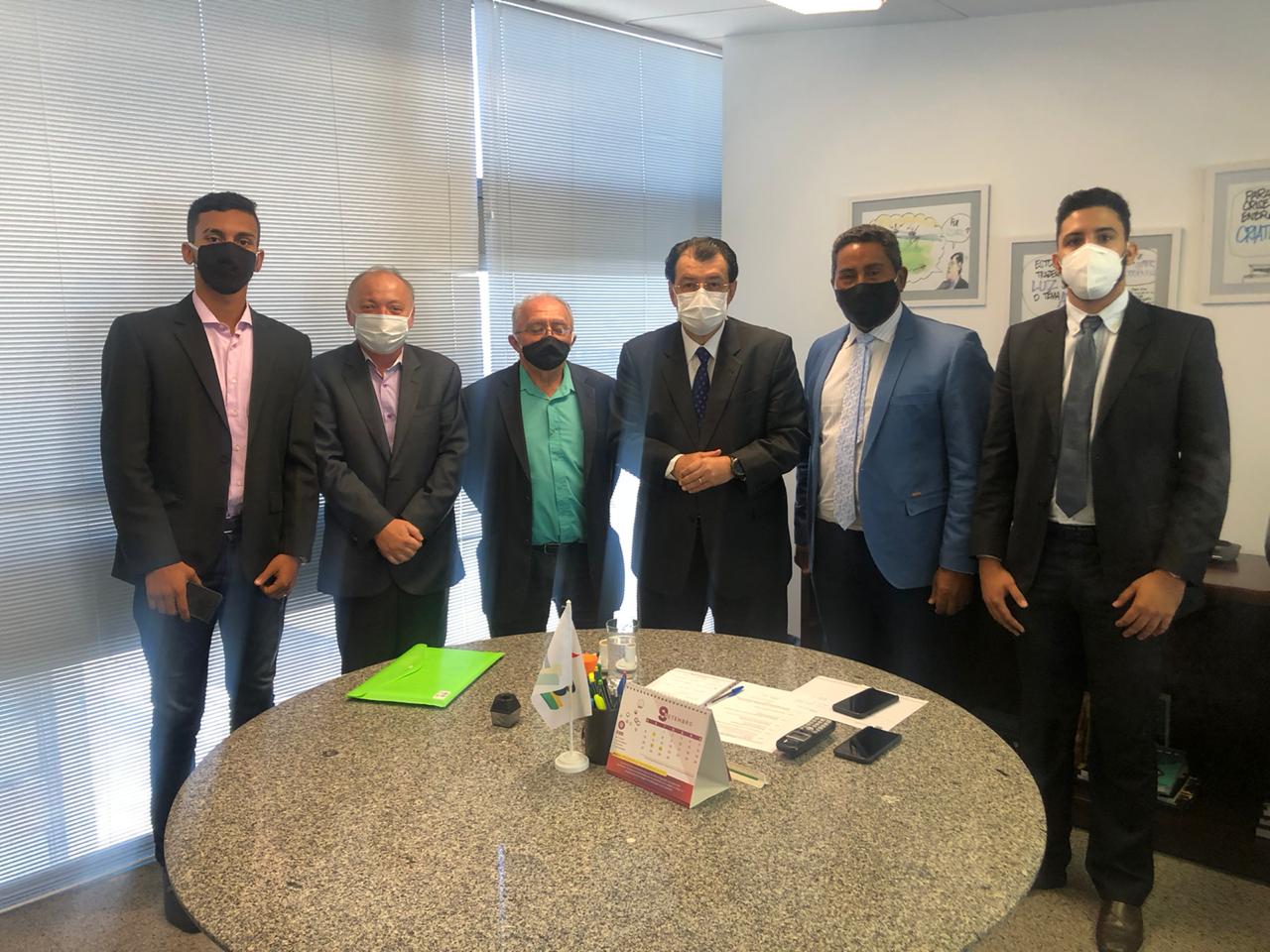 Bolsonaro diz que a proposta atual do Renda Brasil está suspensa